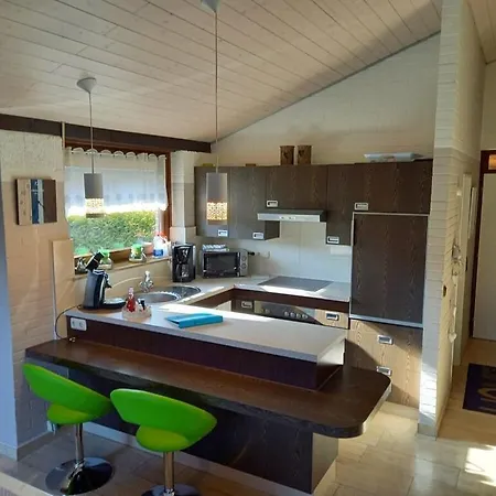 Holiday Home With 2 Bedrooms Vakantiehuis Tossens